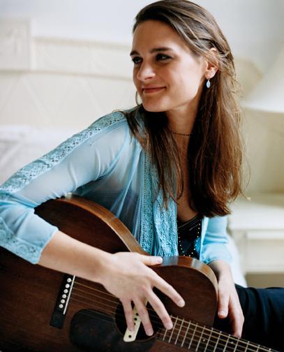 460>_1352438
